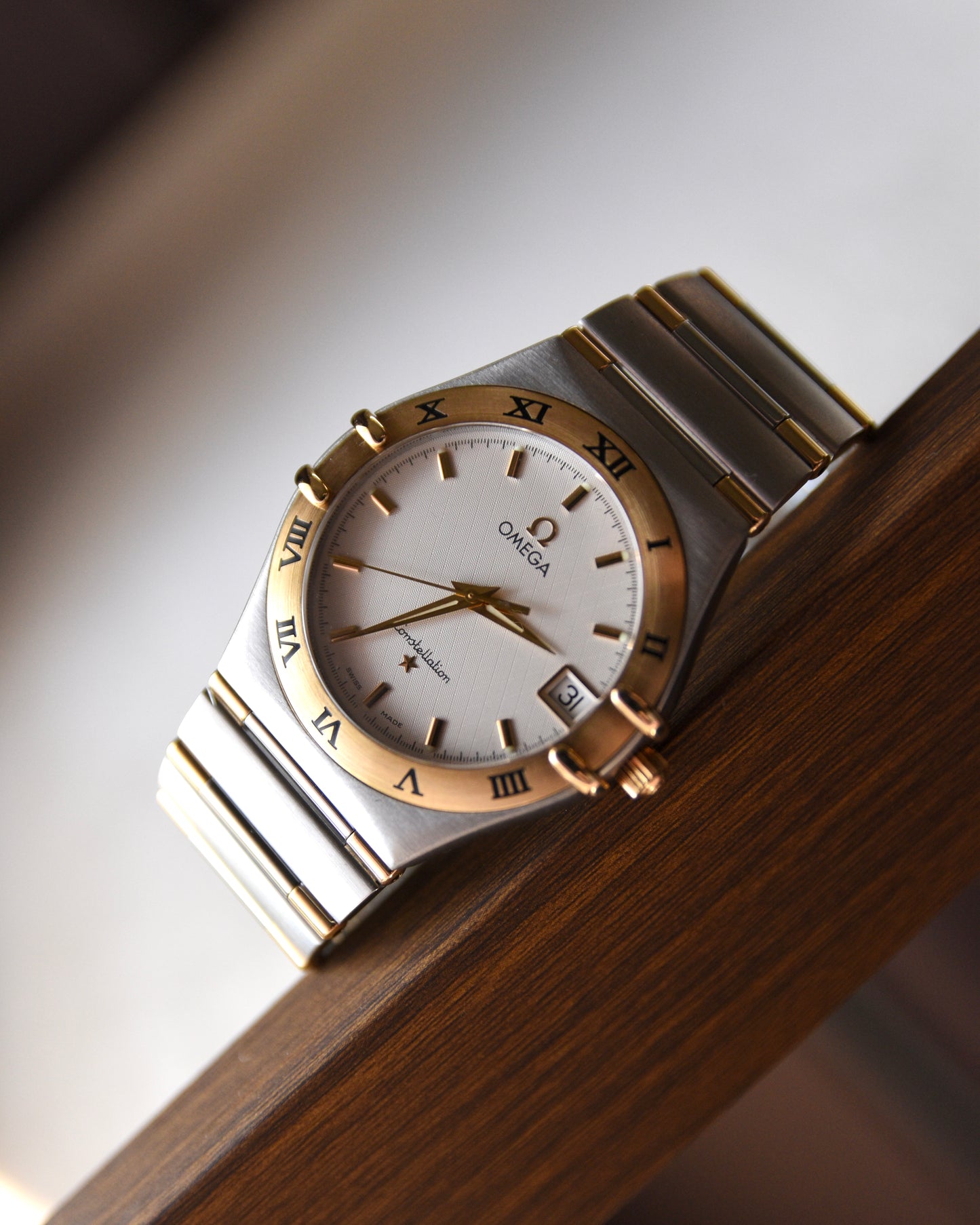 2000s Omega Constellation 33.5mm Half Bar Unisex
