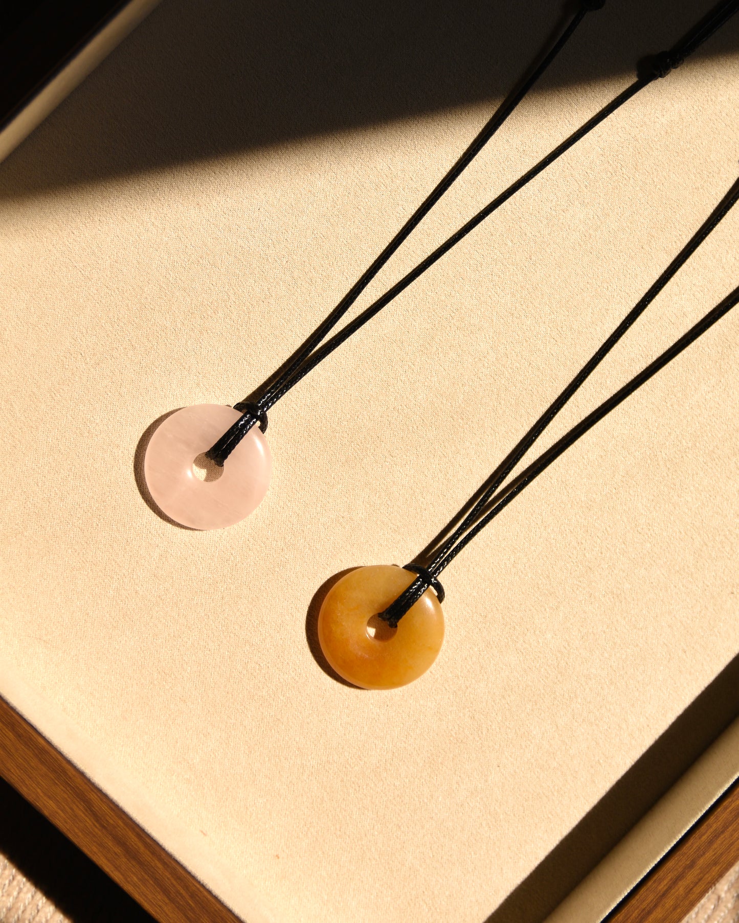 Stone Medallion Accessory Necklace
