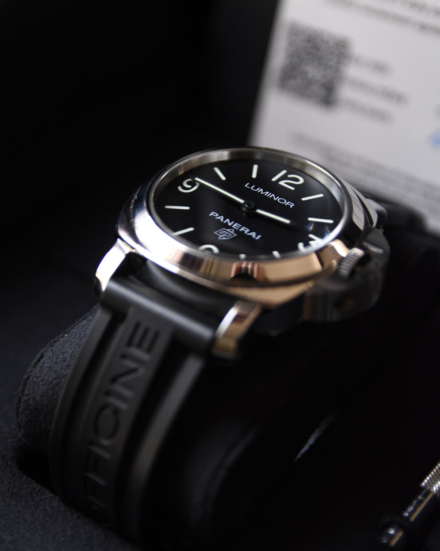 2020 Panerai Luminor Base Logo 44mm