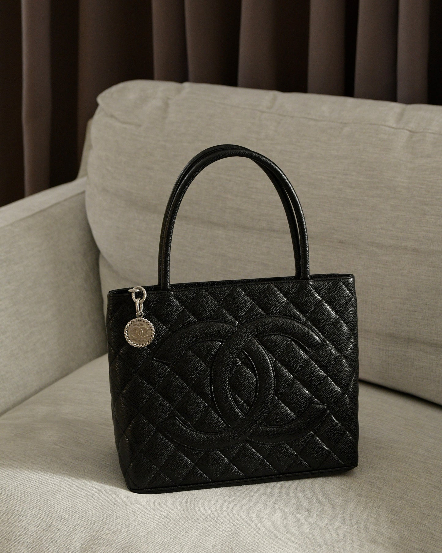 Chanel Medallion Series 6 Caviar Leather Silver Hardware