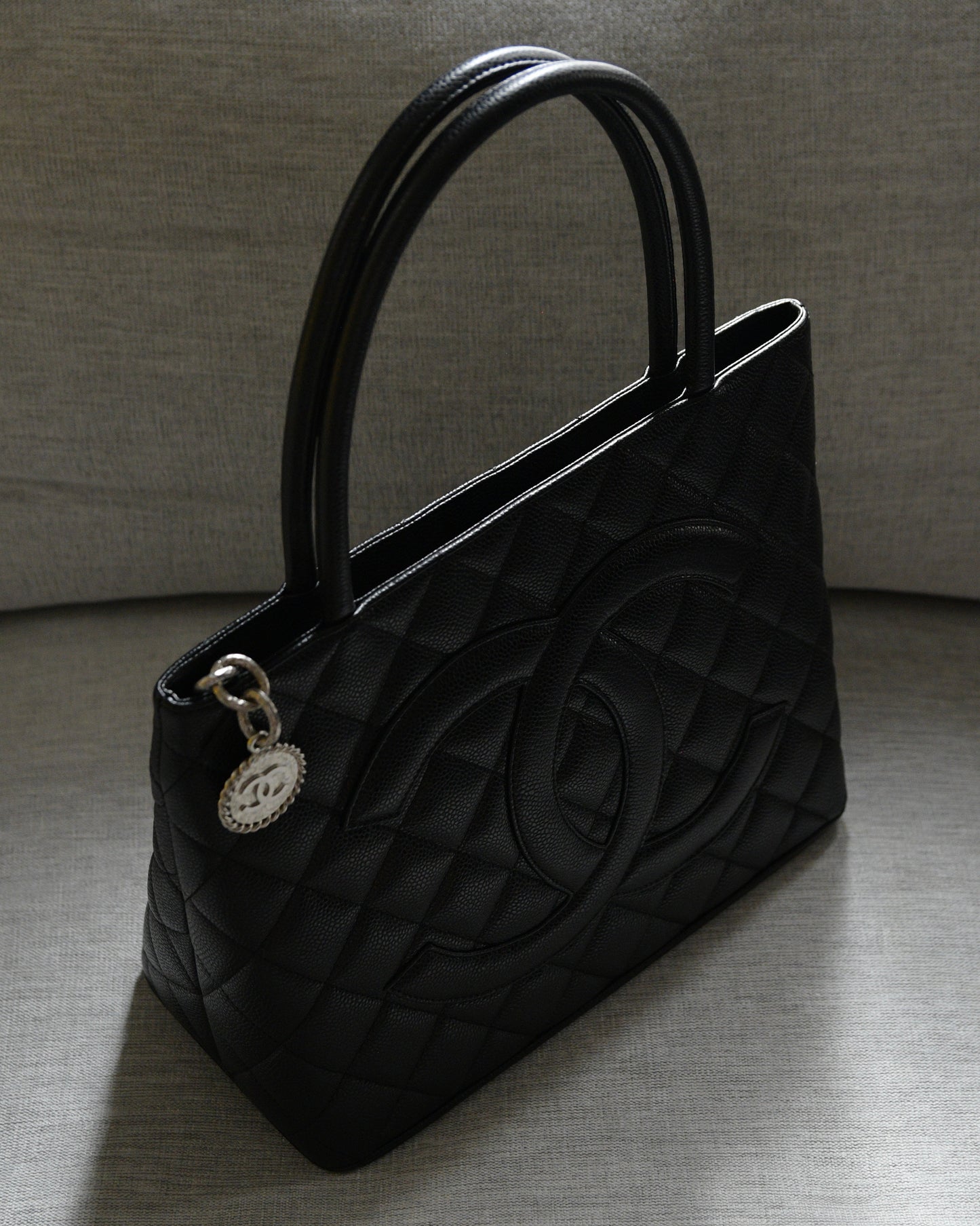 Chanel Medallion Series 6 Caviar Leather Silver Hardware