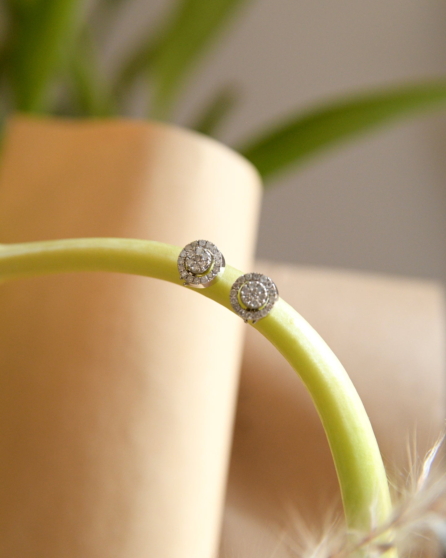 Two-way Stud Illusion Diamond Earrings White Gold