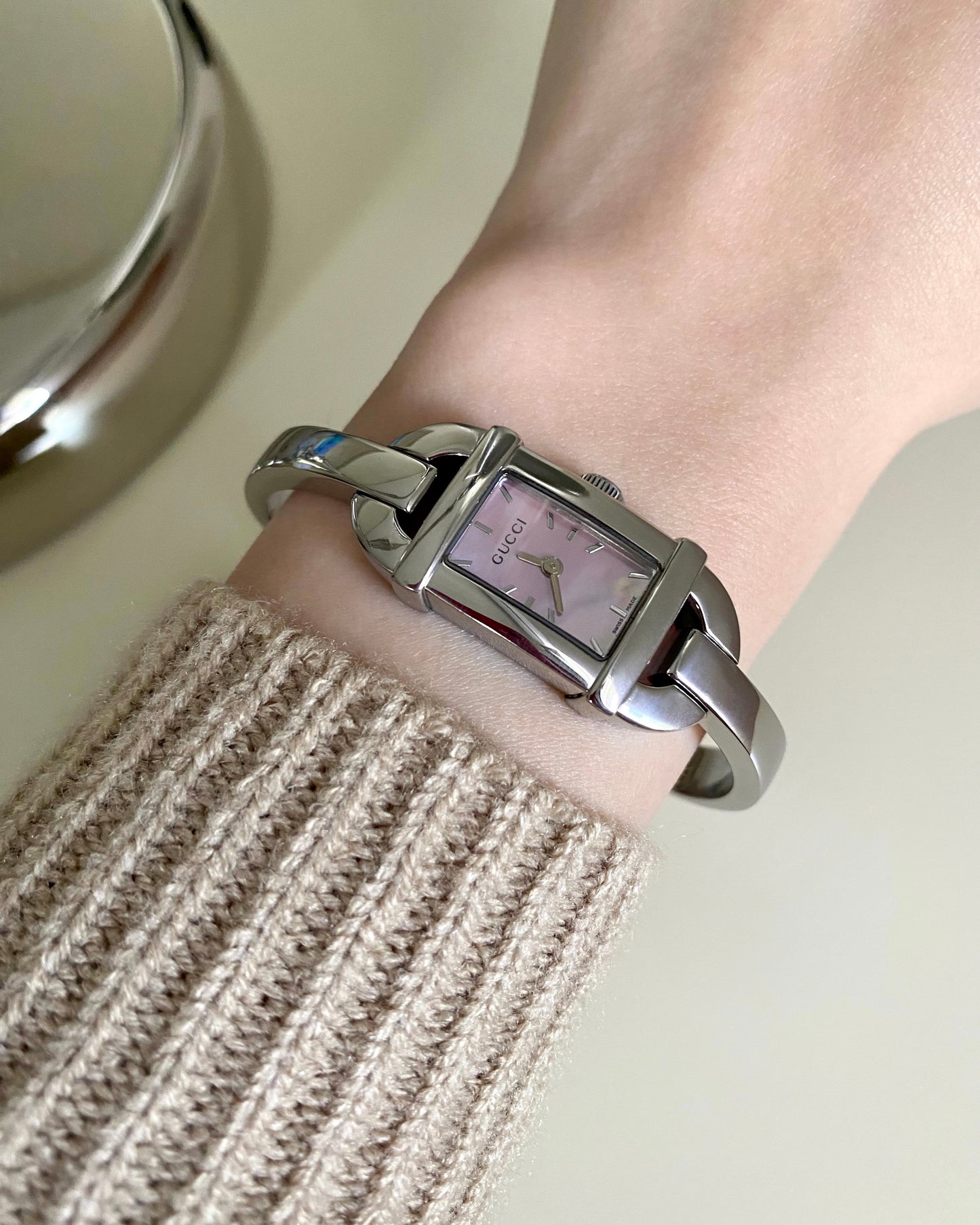 2000s Gucci Bangle Watch Pink Shell Dial